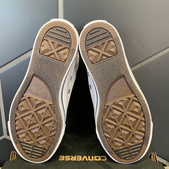 New W/ Box! Mens Converse Chuck Taylor All Star - Picture 5 of 5